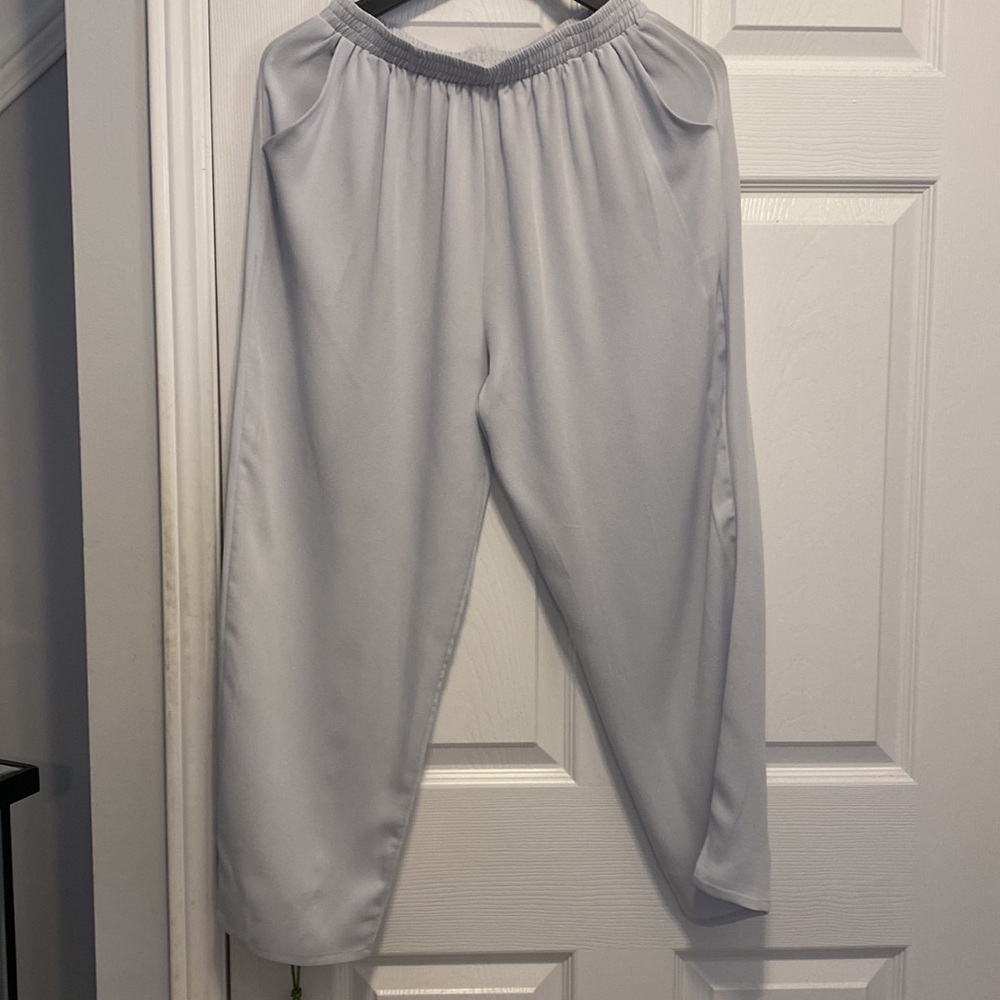 **NWOT ** 100% Silk Pants